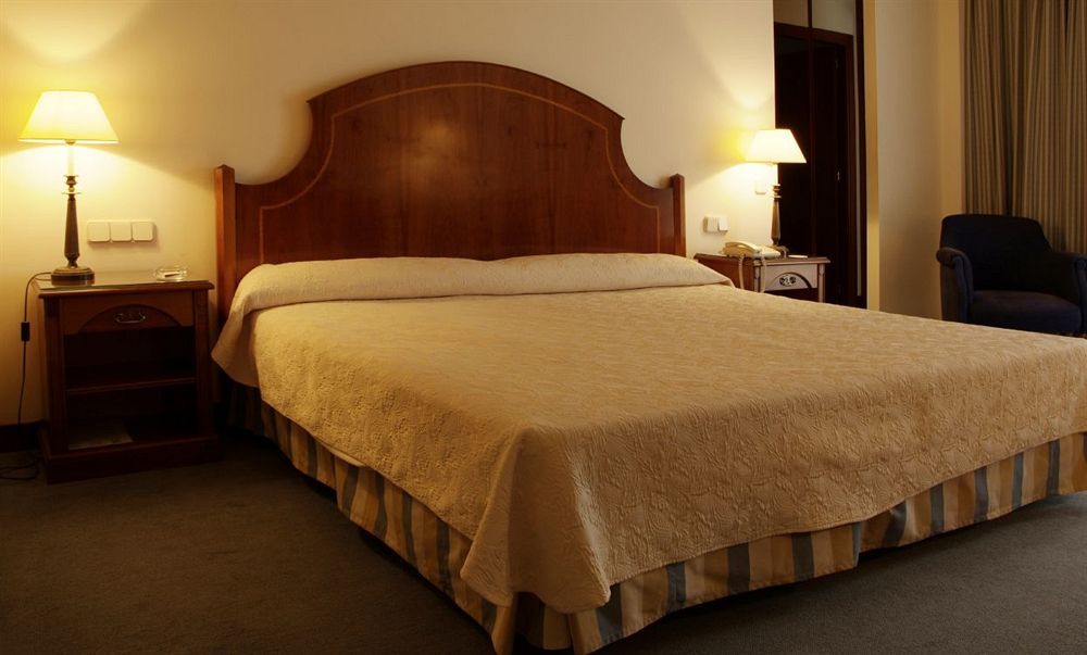 Termes Montbrio Hotel & Spa Montbrio del Camp Ngoại thất bức ảnh
